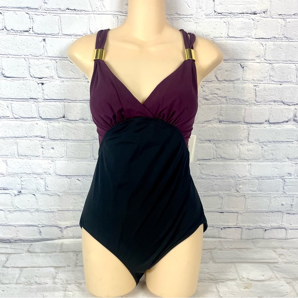 Amoressa Miraclesuit Phantom Horizon One Piece Swimsuit 8 Plum Black 6516298 - Picture 4 of 7